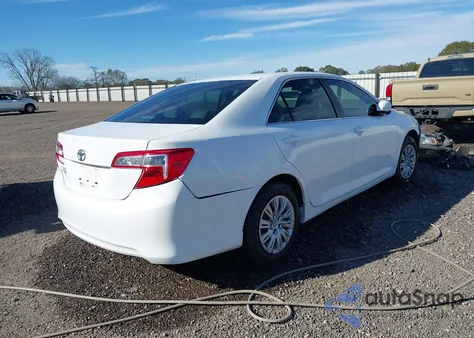 2014 Toyota Camry L z USA, uszkodzony, nr VIN 4T1BF1FK6EU864584